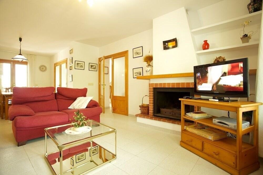 Sirenas Apartment *