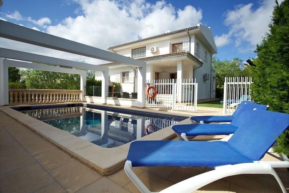 Apartment Sirenas *